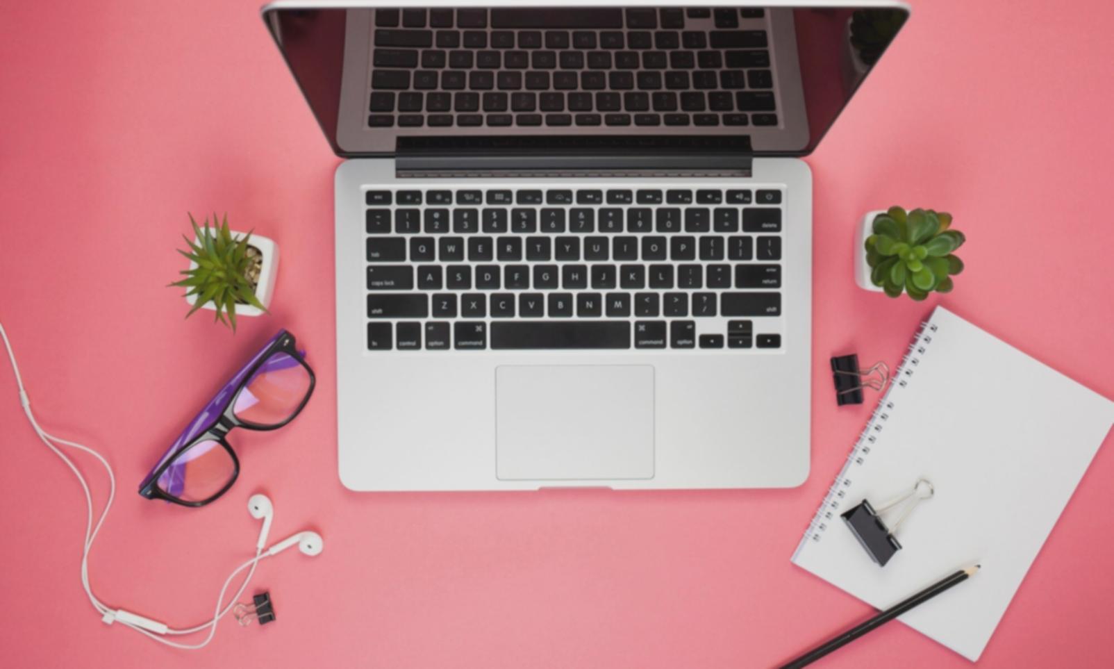 SEO Analytics Dashboard mit Datenvisualisierung